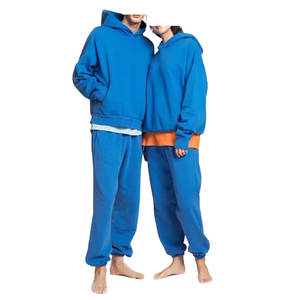 Conjunto Deportivo Informal de Pantalones y Sudadera con Capucha de Felpa Gruesa con Logotipo, Unisex, Bordado de Lujo, Ropa Urbana Negra - Product Image 6