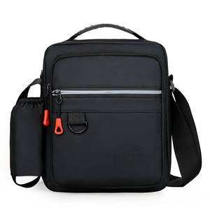 กระเป๋าสะพายข้าง กระเป๋าเดินทาง น้ำหนักเบา กันน้ำ แฟชั่นสำหรับทุกเพศ ซอฟท์แบ็ค ความจุ กระเป๋าอเนกประสงค์ เวียดนาม - Product Image 1