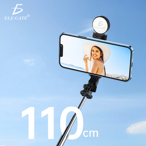 Trépied pliable avec sections rotatives et pince, incluant un déclencheur à distance - Product Image 3