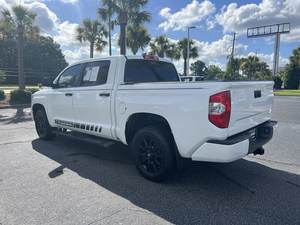 Segunda mano Clean TOYO_TA Tundra SR5 pick-up 4D 5.7L V8 2022 - Product Image 3