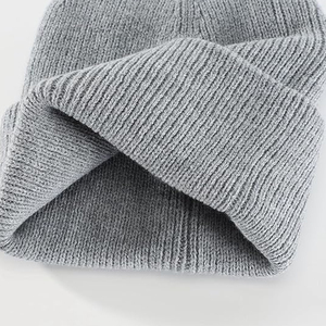 Precio al por mayor, ropa de invierno, gorros para hombres y mujeres, vendedor superior, gorro de punto cálido para invierno en Color sólido - Product Image 6