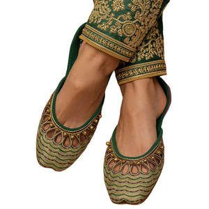 Calzado Khussa para Mujer de Primera Calidad, Nuevo Diseño, Fabricación Personalizada, Bajo MOQ, Antideslizante, con Estampado a la Moda - Product Image 1