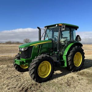 Matériel agricole d'occasion Tracteur à roues 4x4 5100M avec 110 CV Capacité de 3000 lb Chargeur frontal Moteur d'origine Engrenage en stock maintenant - Product Image 1