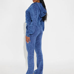 Survêtement pour femmes en tissu délavé, vêtements décontractés, design tendance, tissu léger, adapté à toutes les saisons, survêtements pour femmes - Product Image 2