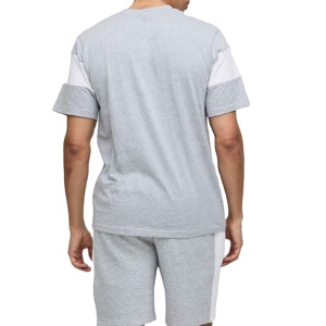 Ensemble de survêtement deux pièces patchwork respirant à séchage rapide pour homme grande taille avec logo personnalisé, manches courtes et short de sport – Collection été 2026 - Product Image 4