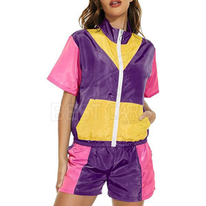Conjunto corto cortavientos para mujer con pantalones cortos con cordón y chaqueta con cremallera para venta en línea - Product Image 1