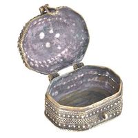 Boîte d'emballage artisanale traditionnelle en laiton coloré style tribal Dhokra pour bijoux, 4,50 pouces, India Arts Palace, modèle de vente en gros
