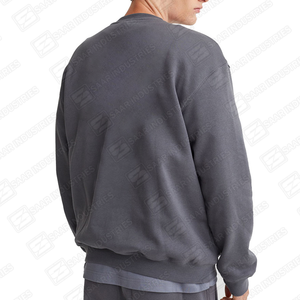 Sudadera Unisex con Cuello Redondo en Felpa de Algodón Resistente con Logotipo Personalizado (Pedrería/Bordado) para Actividades Deportivas al Aire Libre - Product Image 5