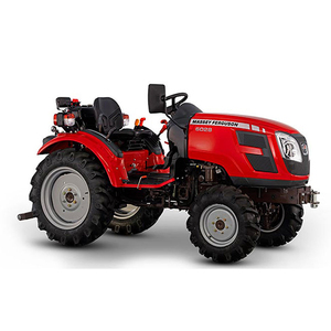 Tractor agrícola Massey Ferguson, con cabina, para agricultura y también - Product Image 1
