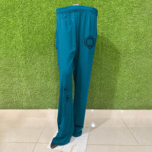 Nuevo Burkini Musulmán 2026, Traje de Baño Modesto de 2 Piezas con Mangas Largas y Pantalones para Mujeres Islámicas con Estampado Frontal de Secado Rápido - Product Image 2