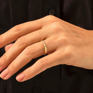 Anillo de Boda Nupcial Chapado en Oro Blanco de 14 Quilates de Lujo, Corte Redondo, 3 Piedras de Moissanita, Regalo de Aniversario para Chica - Product Image 4