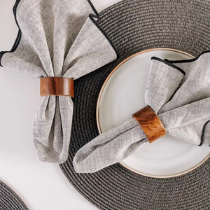 Rond de serviette tricolore moderne artisanat en résine de haute qualité pour table à manger de mariage vaisselle stockée de Falak World Export - Product Image 1