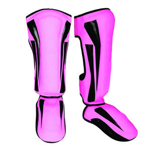 สนับแข้งคุณภาพสูง ทนทาน สำหรับฟุตบอลและกีฬาอื่นๆ แผ่นป้องกันขาแบบน้ำหนักเบา สวมใส่สบายสำหรับผู้ชาย - Product Image 6