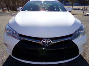 Camry SE 4 portes berline 2017 d'occasion, conduite à gauche, sièges en cuir, caméra de recul, toit ouvrant, Euro III, LED – Vente rapide, prix de gros abordable - Product Image 3