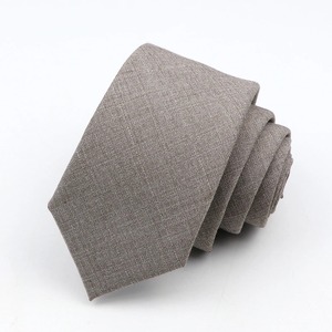 Cravate à carreaux 8cm pour homme Cravate à rayures 100% soie pour robe de mariée Business-Gravatas Para Homens - Product Image 4