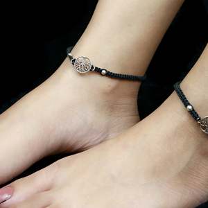 Chaîne de cheville en argent 925, motif Arbre de Vie, Nazakat Nazarbattu, ornée de perles d'eau douce et de strass, pour les fêtes chrétiennes - Product Image 1