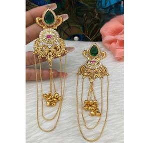 Exclusivos Pendientes Largos de Alta Calidad Chapados en Oro con Aspecto Tradicional para Bodas y Festivales, Colecciones para Mujeres y Niñas - Product Image 2