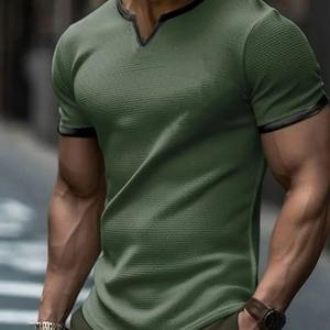 NOVEDAD DE VERANO 2025, camiseta de manga corta sólida con cuello en V a la moda de calle americana, Camiseta deportiva holgada informal para hombre - Product Image 4