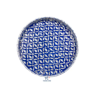 Bandeja Floral Azul Hecha a Mano con Incrustaciones de Nácar, Bandeja Decorativa para Servir Hecha en Vietnam, Elegante Bandeja de Nácar - Product Image 1