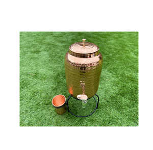 Olla enfriadora de agua de cobre martillado de diseño, exportador mayorista, soporte de metal, categoría hervidores de agua con venta - Product Image 1