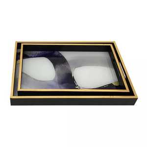 Plateau de service en MDF noir et doré avec poignée, forme rectangulaire, design moderne, écologique, passe au lave-vaisselle, utilisation pour les fêtes - Product Image 2