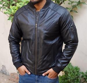 Chaqueta de cuero genuino hecha a mano para hombres con costuras fuertes de acabado suave y forro interior cómodo para el día a día moderno - Product Image 4