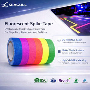 Ruban adhésif en tissu gaffer fluorescent réactif aux UV pour marquage au sol de scène, fixation de câbles, événements scéniques et production cinématographique - Product Image 1