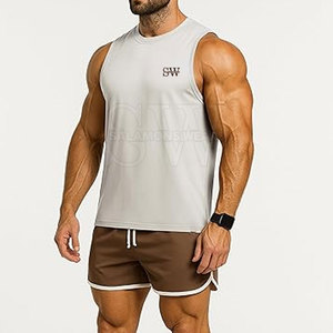 Camiseta sin mangas cómoda para hombre, diseñada para uso diario con tela suave, paneles duraderos y movimiento fácil. - Product Image 3