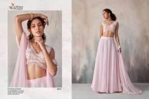 Alizeh - Lehenga Choli de Georgette de Alta Calidad, Tradicional, Sin Costuras, para Fiestas, con Escote de Diseñador para la Noche - Product Image 2