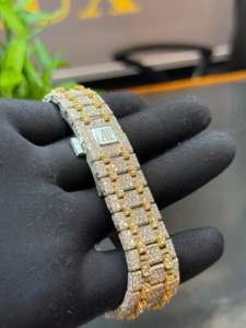 Montre Hip Hop mécanique en acier inoxydable pour hommes en édition limitée de qualité supérieure avec accessoire de mode de luxe en diamant VVS - Product Image 4