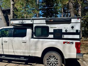 2026 Manley léger 4x4 Pop-Up camion camping-car moderne à énergie solaire toit évent étanche 4 personnes pour les aventures en plein air - Product Image 3