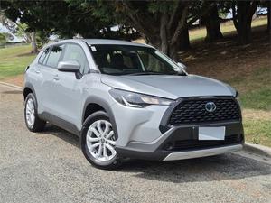 Auto Usado en Perfectas Condiciones, Toyota <span class=keywords><strong>Corolla</strong></span> <span class=keywords><strong>Cross</strong></span> GX 2.0P <span class=keywords><strong>HEV</strong></span> ECVT FWD SUV <span class=keywords><strong>2023</strong></span>, Envío a Todo el Mundo - Product Image 1