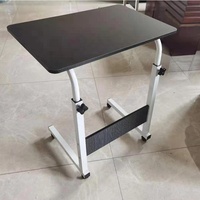 Support d'ordinateur portable moderne réglable en hauteur avec base à roulettes, compact pour les intérieurs modernes résidentiels et commerciaux