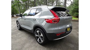 Voiture d'occasion certifiée LHD/RHD Volvo XC40 Plus Bright Theme 2025 - Product Image 3