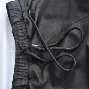 Pantalones de esquí y snowboard de invierno personalizados Pantalones de exterior impermeables y transpirables de diseño holgado clásico - Product Image 3