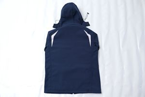 Chaqueta impermeable reutilizable ligera para hombre con capucha de estilo formal para senderismo chaqueta de lluvia recubierta de temporada de primavera - Product Image 4