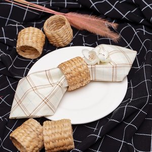 Moins cher prix titulaires rond de serviette en gros tableau dîner décor jacinthe d'eau de paille serviettes titulaire anneaux - Product Image 6