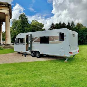 Autocaravana Móvil, Remolque para Campamento, Remolque Todoterreno, Caravana de Acero Inoxidable de Alta Calidad, para 4-6 Personas, Capacidad de Carga de 2 Toneladas - Product Image 1