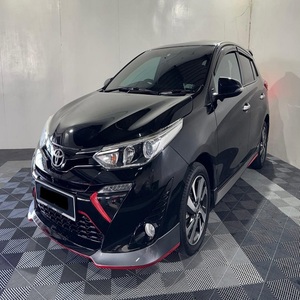 Toyota Yaris de Alto Rendimiento, Usado, en Buen Estado, Sin Historial de Accidentes, Disponible con Volante a la Izquierda y Derecha, Pedidos al por Mayor - Product Image 1