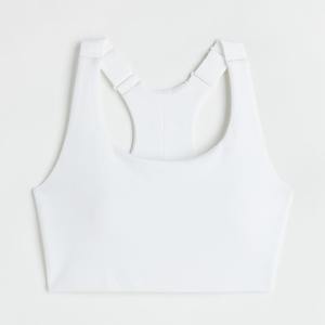 Ensemble de soutien-gorge de sport et short de yoga pour femmes personnalisé - Écologique, réversible, antibactérien, séchage rapide, respirant, en élasthanne/nylon, taille moyenne - Product Image 4