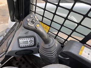 2023 superventas T770 cargadora de dirección deslizante diésel componentes de núcleo de bomba de cargador frontal sobre orugas con Motor de caja de cambios rodamiento de motor PLC - Product Image 2