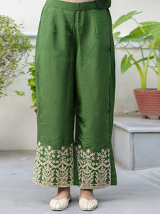 ผู้ส่งออกเสื้อคุर्ติจากอินเดีย พร้อมงานปักเรียบง่ายแต่สง่างามสำหรับผู้หญิง มีจำหน่ายในราคาโรงงานโดยตรง - Product Image 5