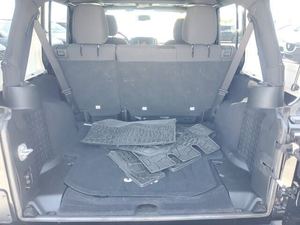 BAISSE DE PRIX ! Vente aux enchères par un courtier : Wrangler Unlimited Sport 4WD 2017 à vendre - Product Image 6