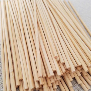 Palos de madera de Fresno pulidos para uso en difusores ideales para juegos de regalo personalizados y marcas de fragancias - Product Image 6