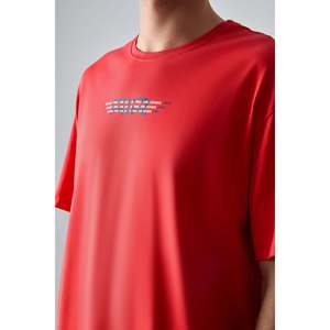 เสื้อยืดพิมพ์ลายทรงโอเวอร์ไซส์ผ้าฝ้าย 100% สำหรับผู้ชาย แอร์ จอนส์ เนื้อผ้านุ่มหนา - สีเฟียสต้า รุ่น 88356 - Product Image 3