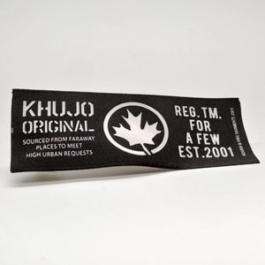 Logo 3D Étiquette imprimée personnalisée Lettre en relief Sérigraphie Patch Caoutchouc Silicone PVC Badge Matériau recyclé BrandTag - Product Image 6