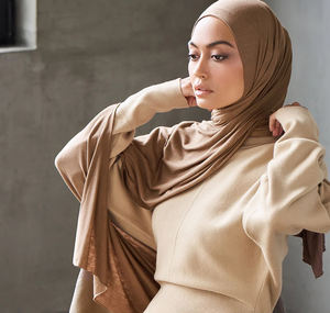 Nuevo 2025 Jersey de algodón alto Hijab liso Hijab musulmán de verano para mujer con logotipo personalizable - Product Image 2