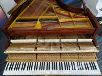 Yamahas G2 Brown High-Performance Grand Piano with Classic Design for Stage and Studio with Rich Acoustic Tone