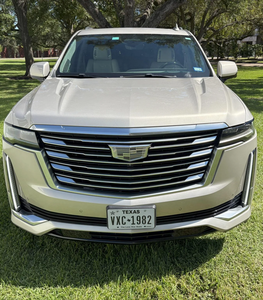 PRÊT À CONDUIRE - VÉHICULE D'OCCASION À VOLANT À GAUCHE |   Conduite à droite |   CADILLACCSS ESCALADEESS PREMIUMMSS LUXURYYSS PLATINUMMSS 2021 - Product Image 1