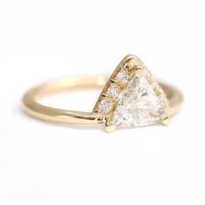 Fourniture directe d'usine classique coupe ronde diamant cultivé en laboratoire 10K / 14K/ 18K or jaune bague de fiançailles/mariage pour les femmes - Product Image 2